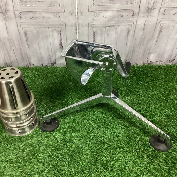 Saladmaster Machine Food Processor Salad Cutter Slicer Shredder - Picture 3 of 13